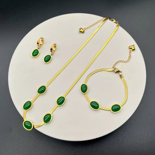 Get 2 Crystal Stone Holder Necklace